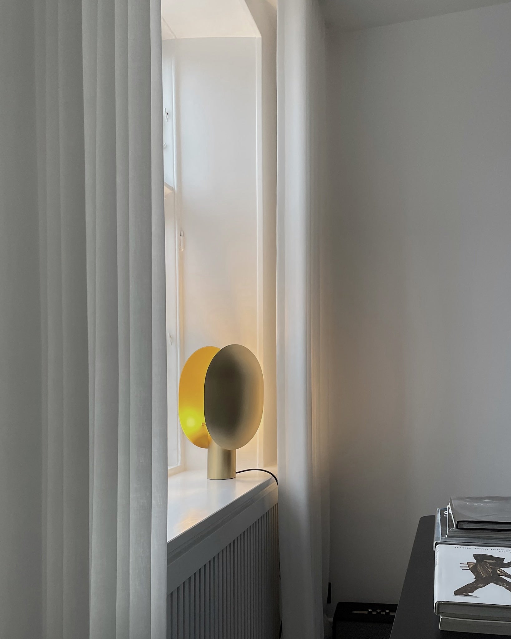 101 Copenhagen - Clam Table Lamp - Brass - Table Lamp