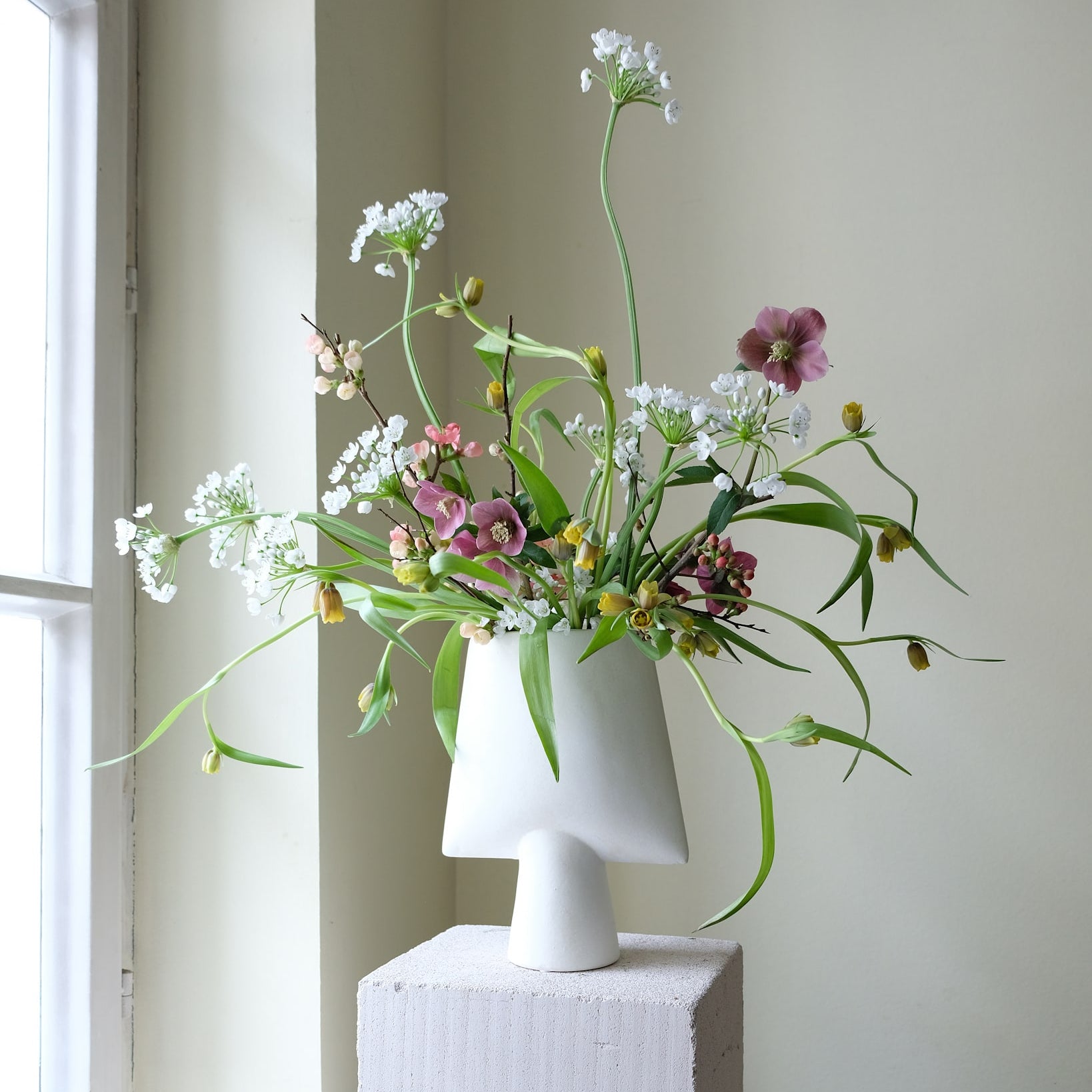 101 Copenhagen - Sphere Vase Square, Mini - Bone White - Vase