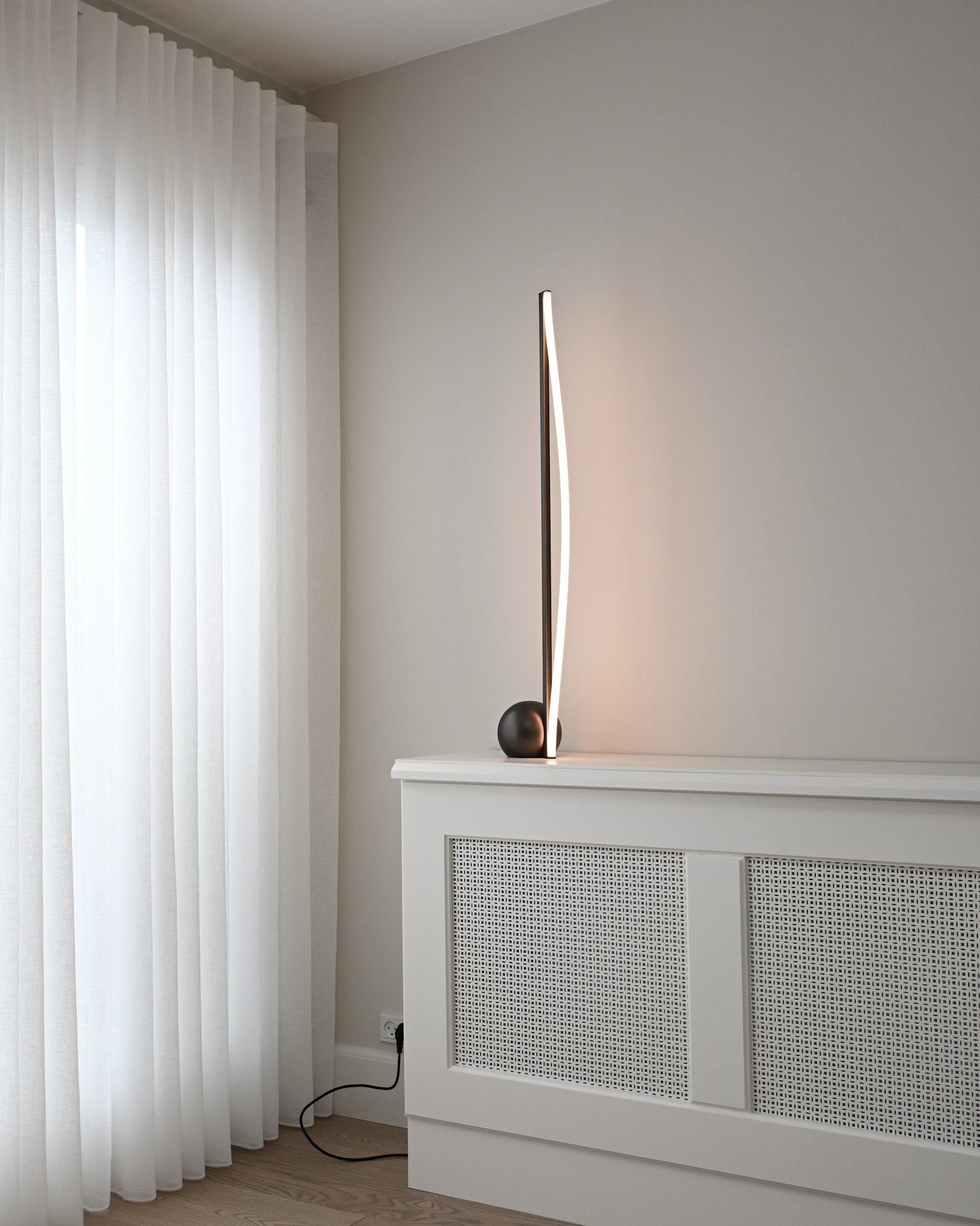 101 Copenhagen - Bow Floor Lamp - Bronze - Floor Lamp
