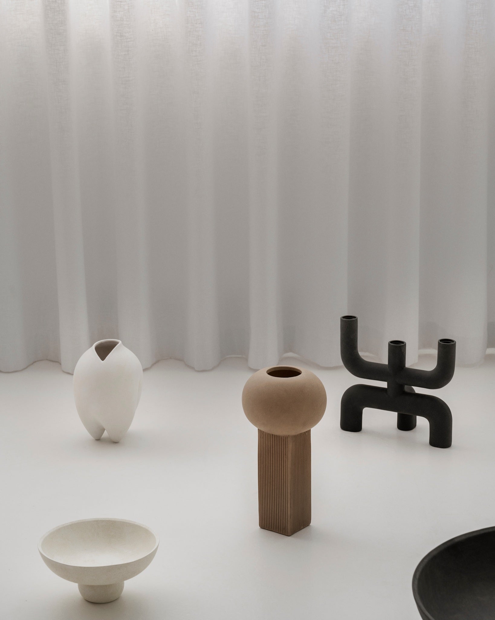 101 Copenhagen - Sumo Vase, Slim Petit - Bone White - Vase