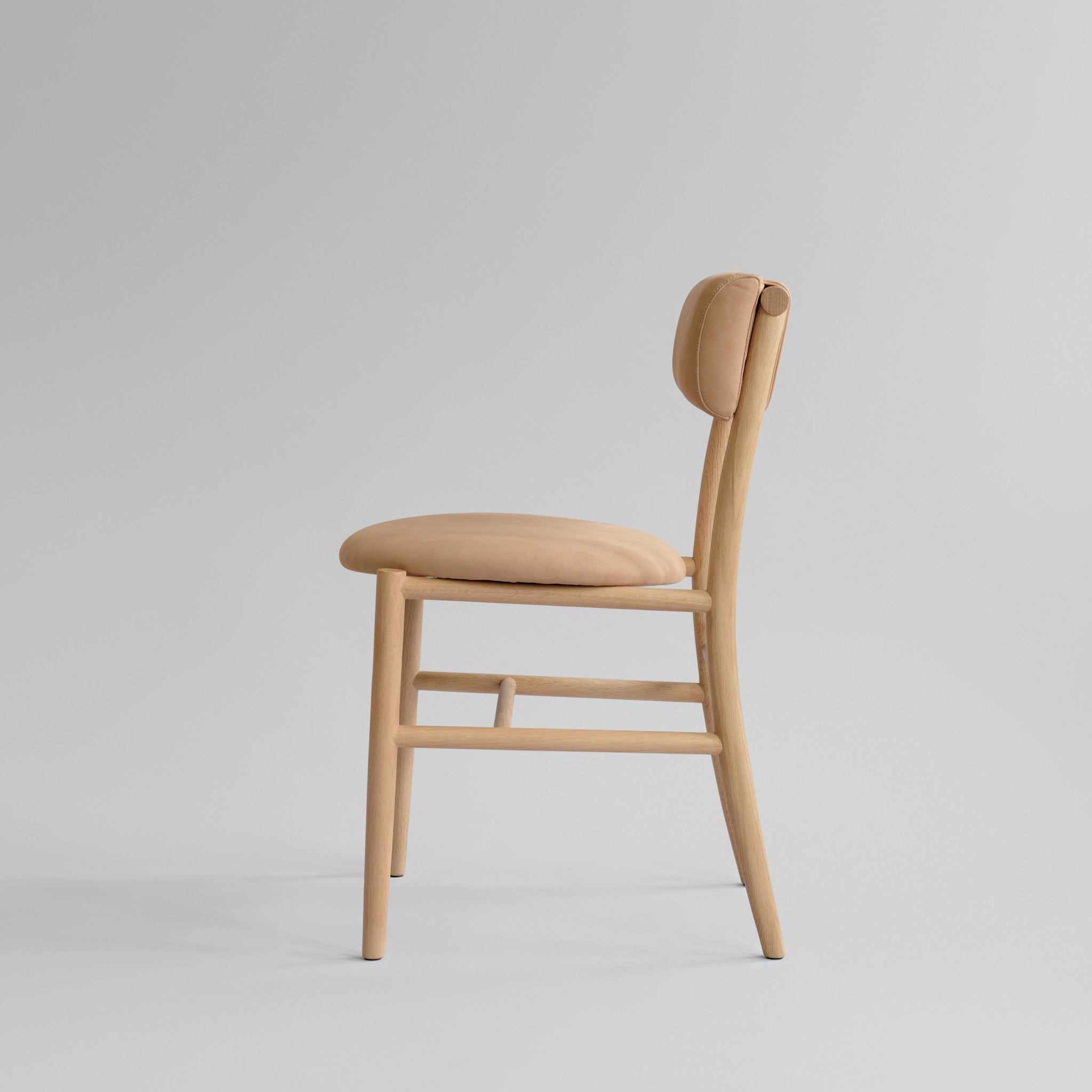 101 Copenhagen - Nama Dining Chair - Nubuck - Dining Chair