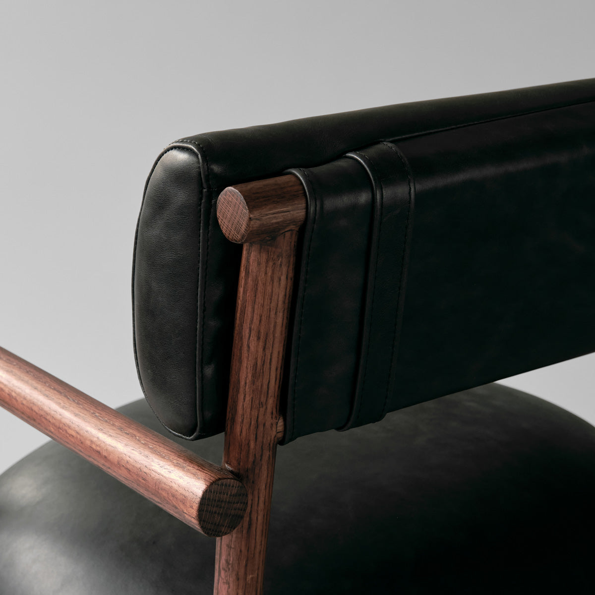 Close up of the Nama chair backrest
