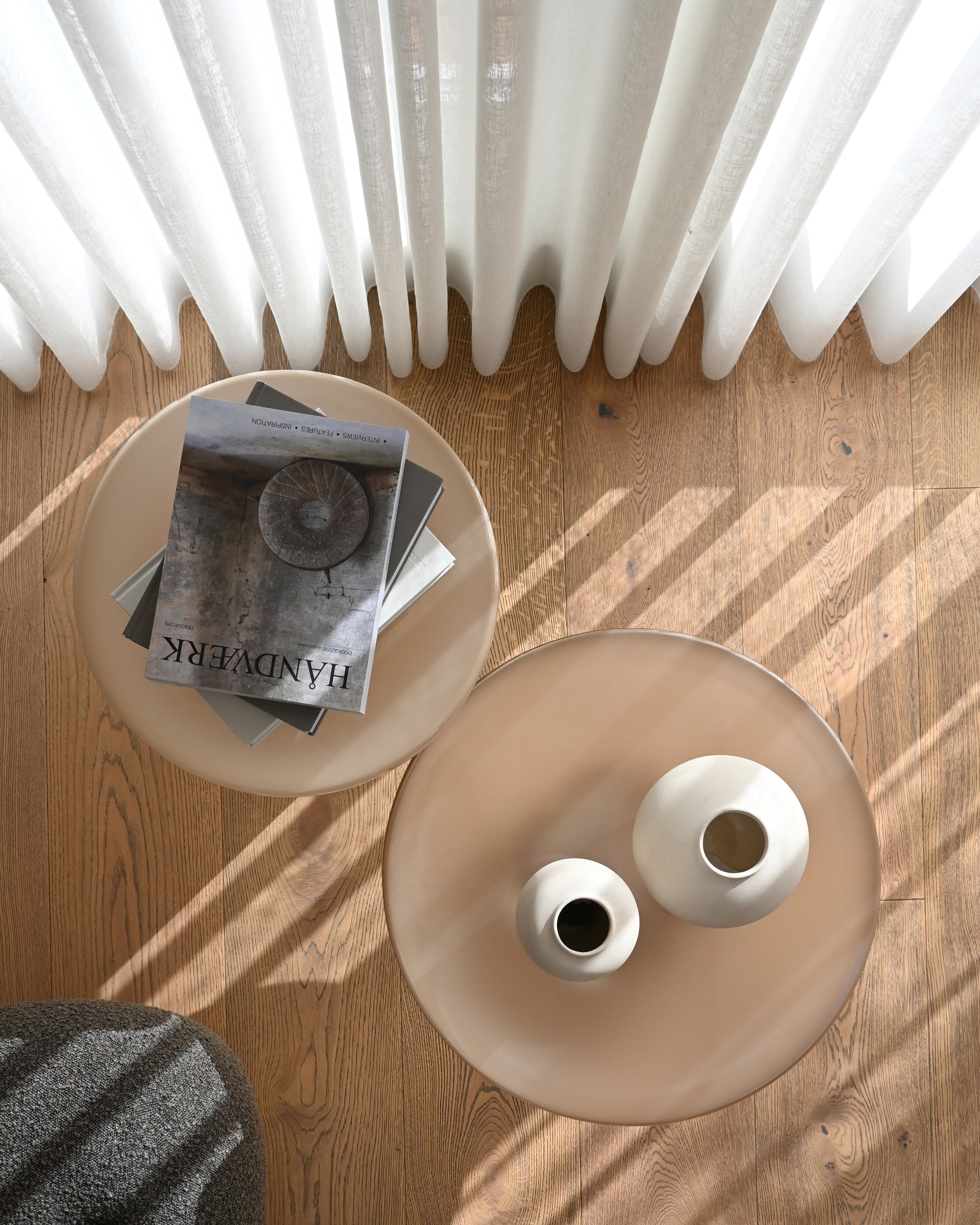 101 Copenhagen - Crown Table, Tall - Smoked Desert - Coffee Table