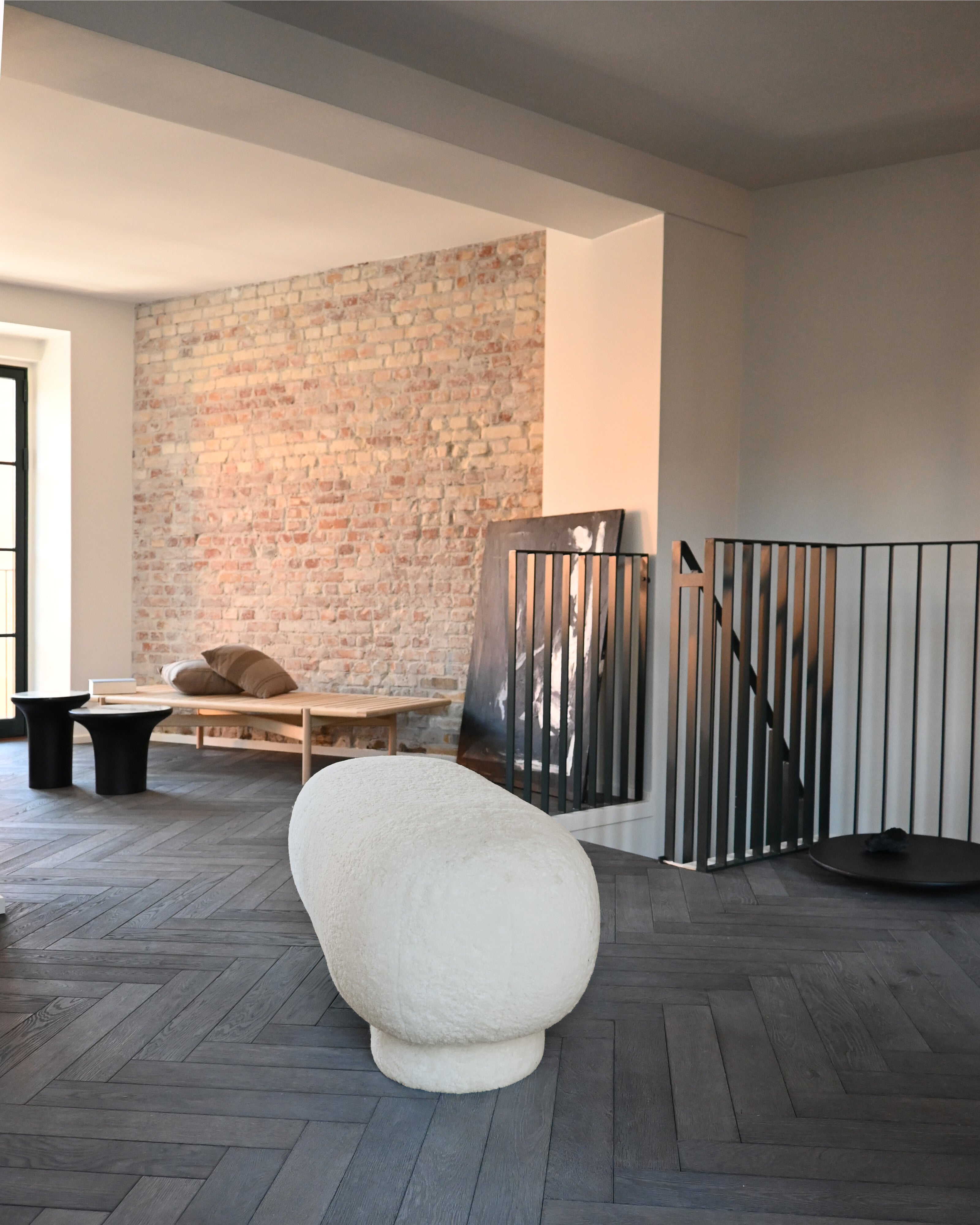 101 Copenhagen - Big Foot Bench - Sandshell - Bench