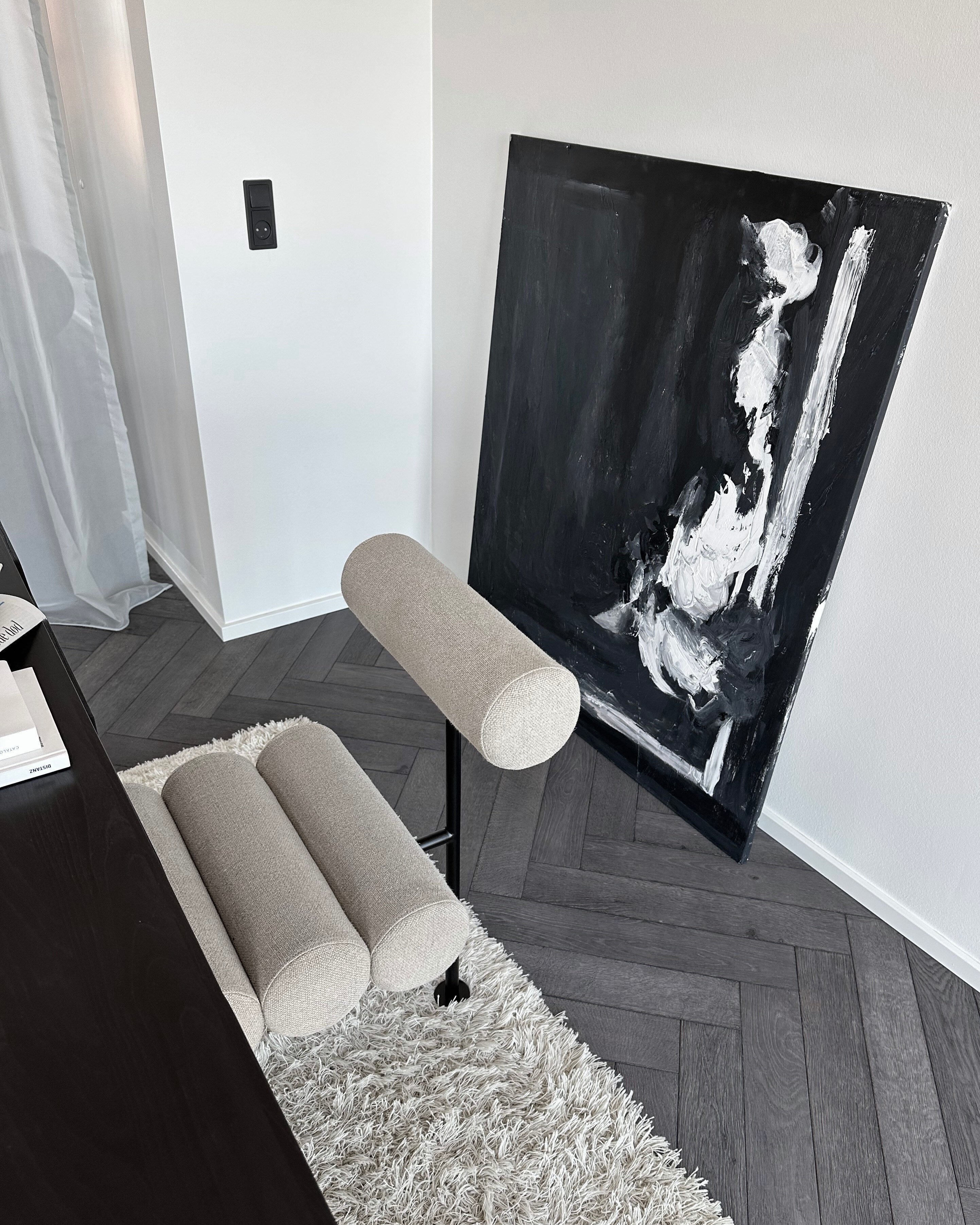 101 Copenhagen - Hiro Dining Chair, Black Frame - Sand (8047-2) - Dining Chair