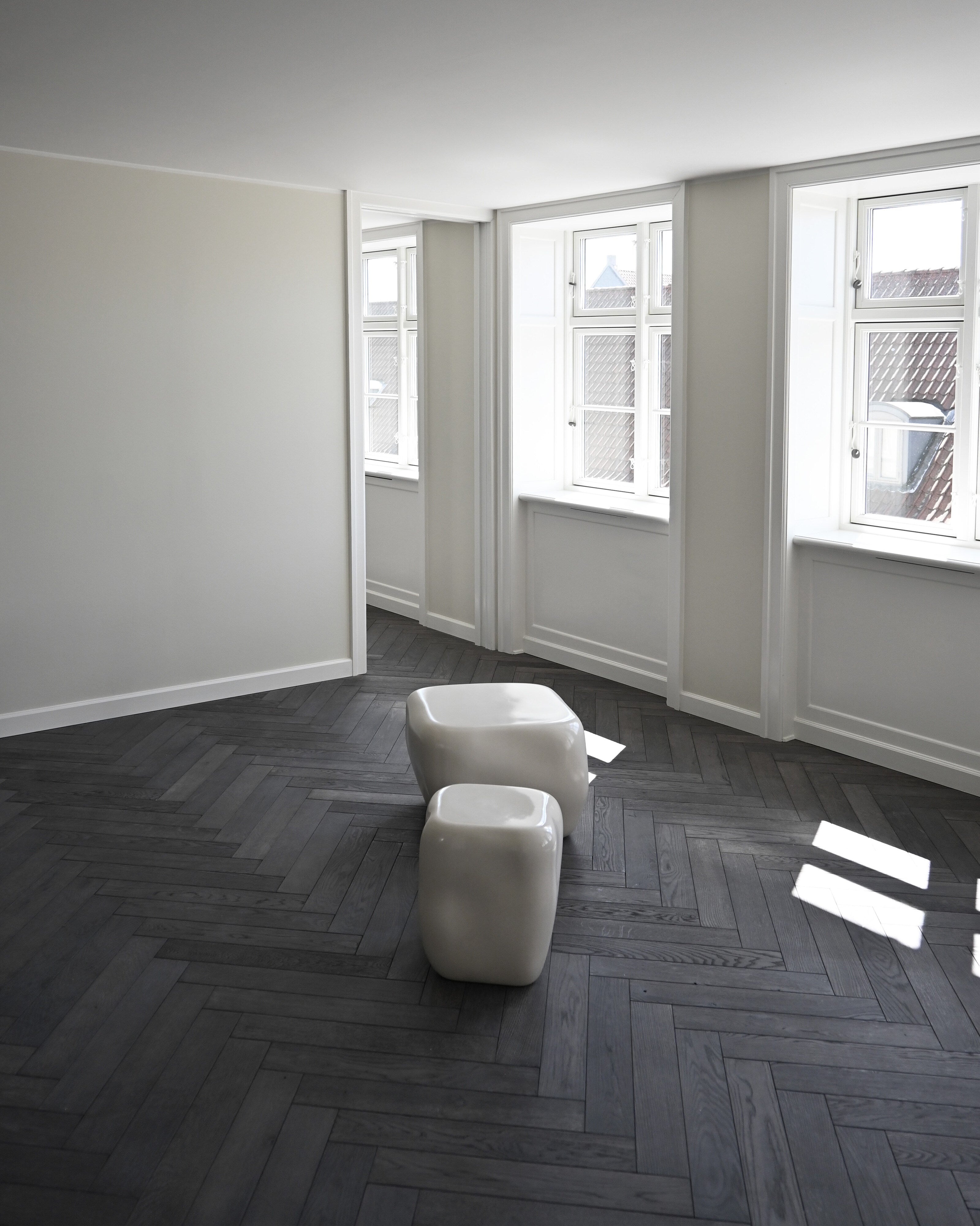 101 Copenhagen - Ishi Coffee Table, Medio - High Glaze Birch - Coffee Table