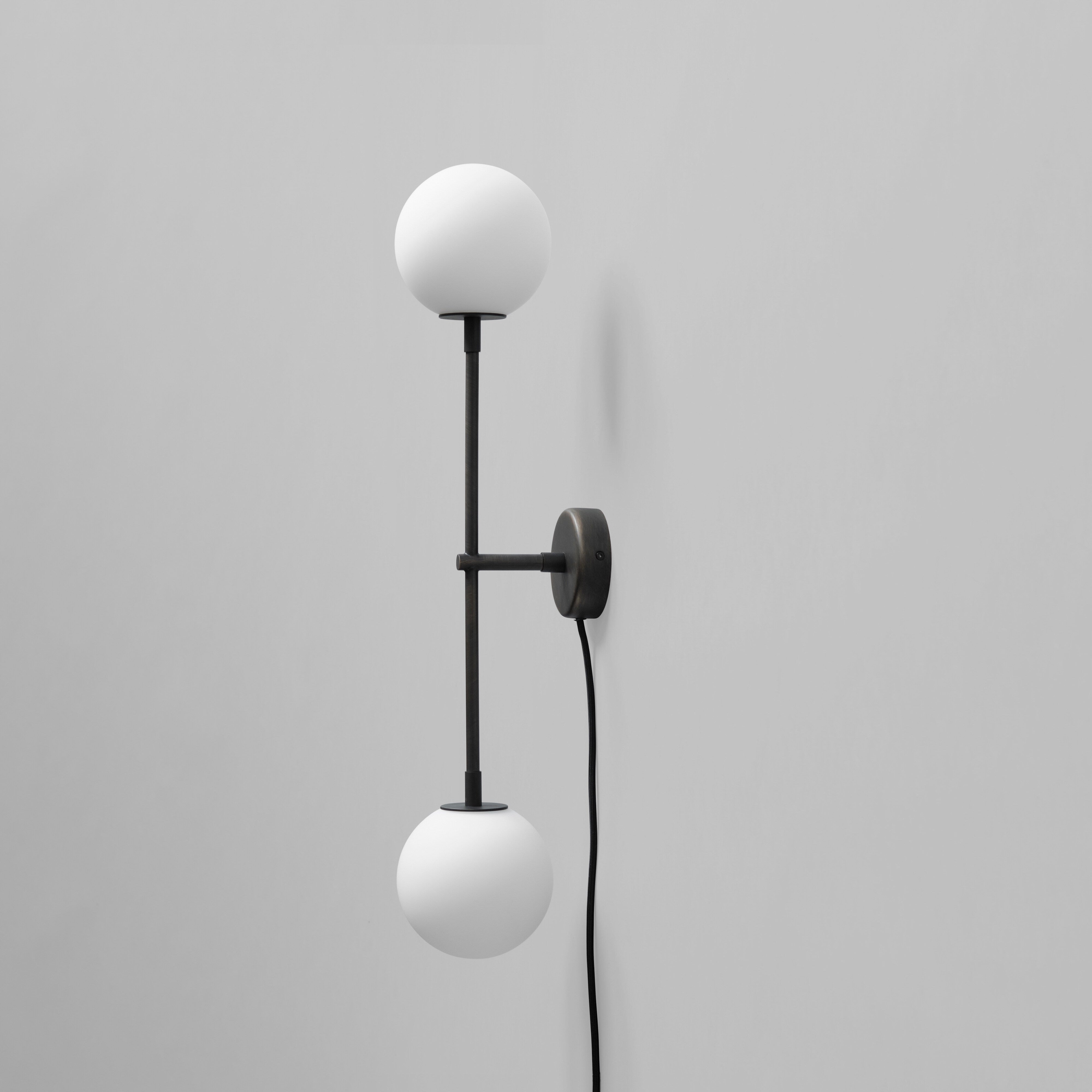 101 Copenhagen - Drop Wall Lamp Bulp - Grey - Wall Lamp