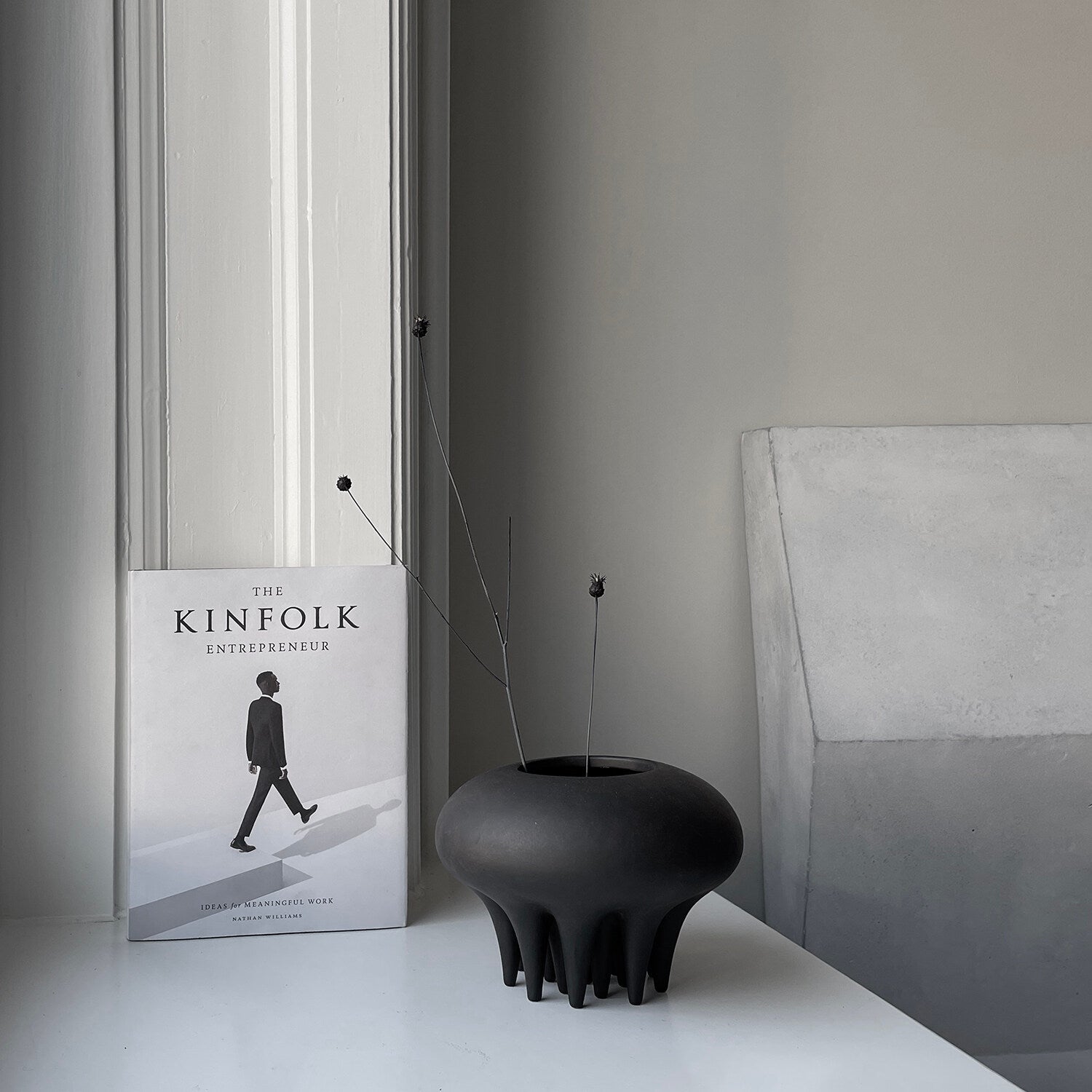 101 Copenhagen - Medusa Vase, Mini - Coffee - Vase