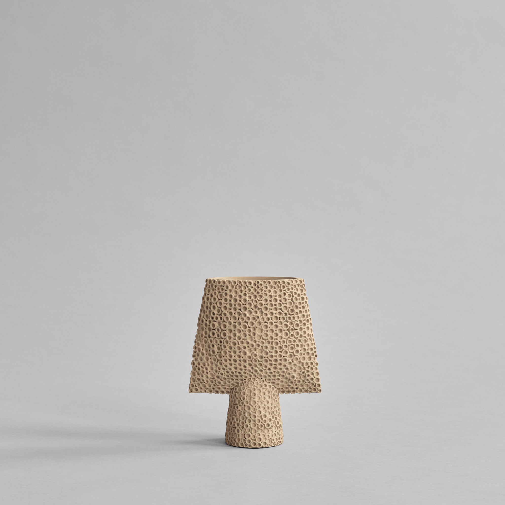 101 Copenhagen - Sphere Vase Square Shisen, Mini - Sand - Vase