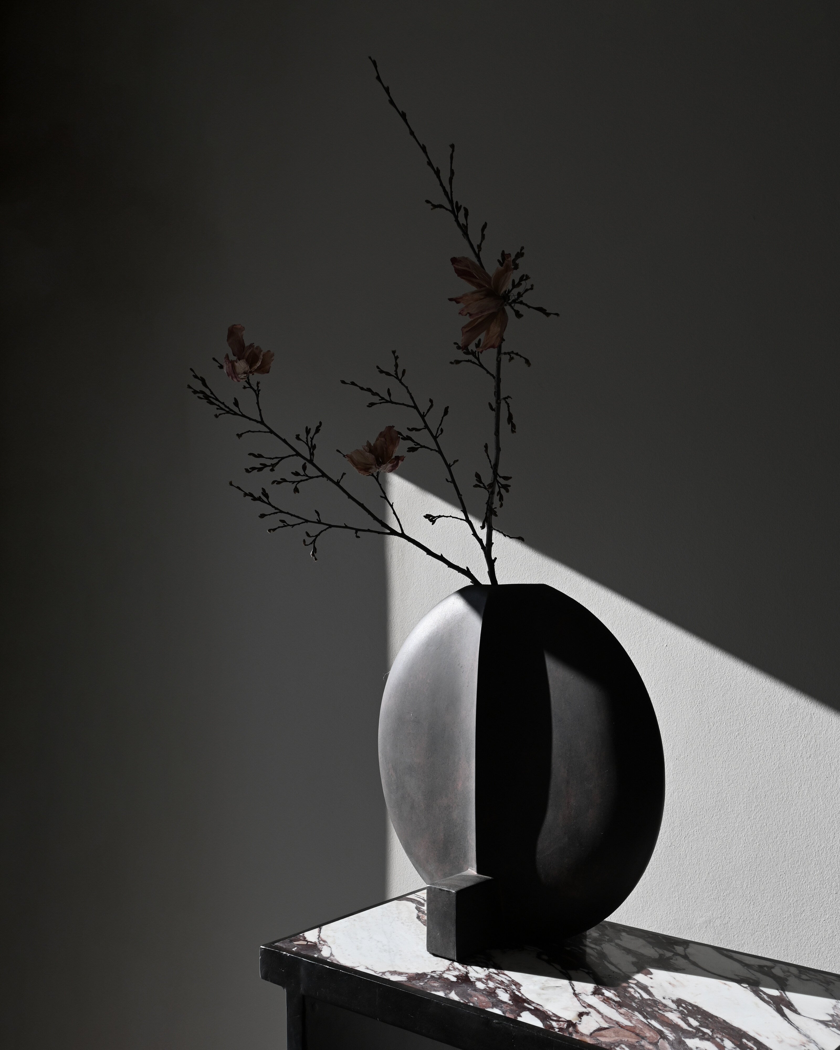 101 Copenhagen - Guggenheim Vase, Big - Coffee - Vase