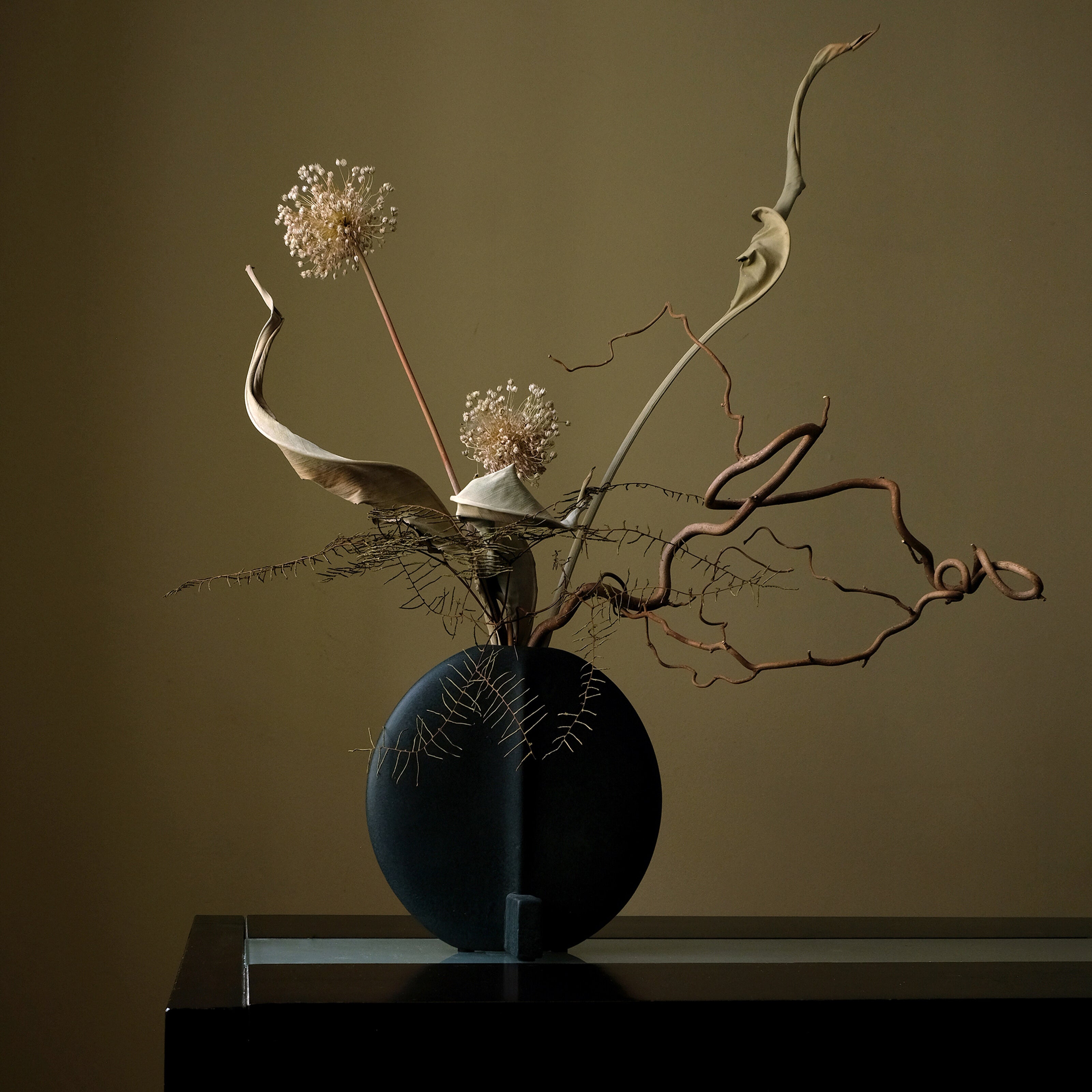 101 Copenhagen - Guggenheim Vase, Petit - Black - Vase