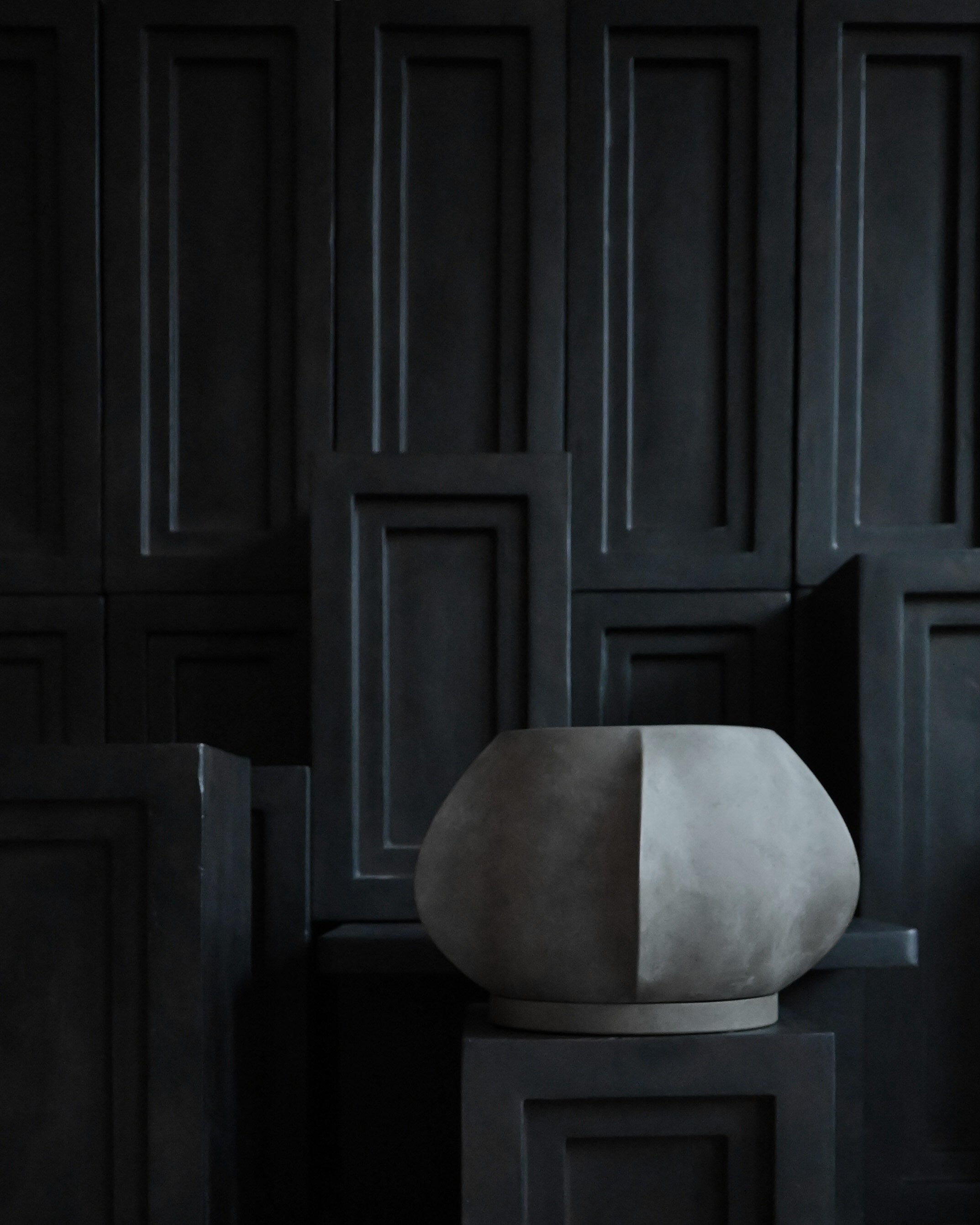 101 Copenhagen - Arket Plant Pot, Mini - Dark Grey - Plant Pot