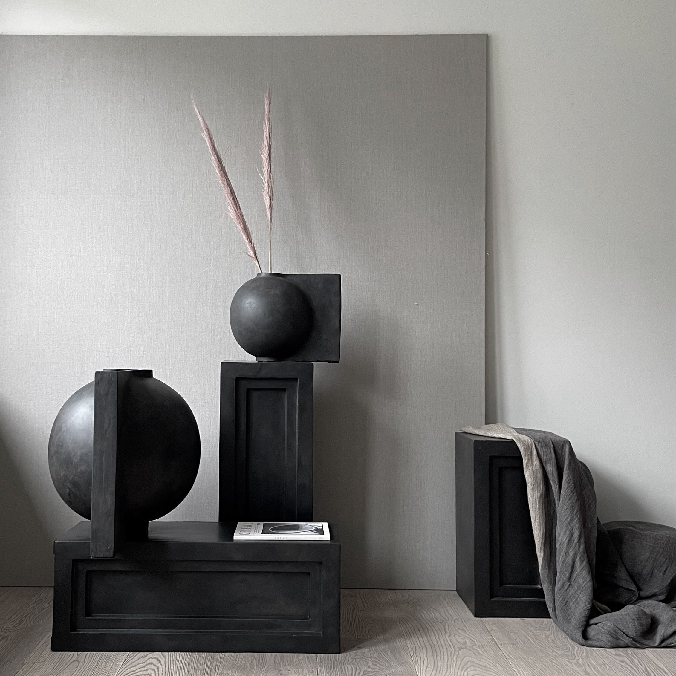 101 Copenhagen - Offset Vase, Mini - Coffee - Vase