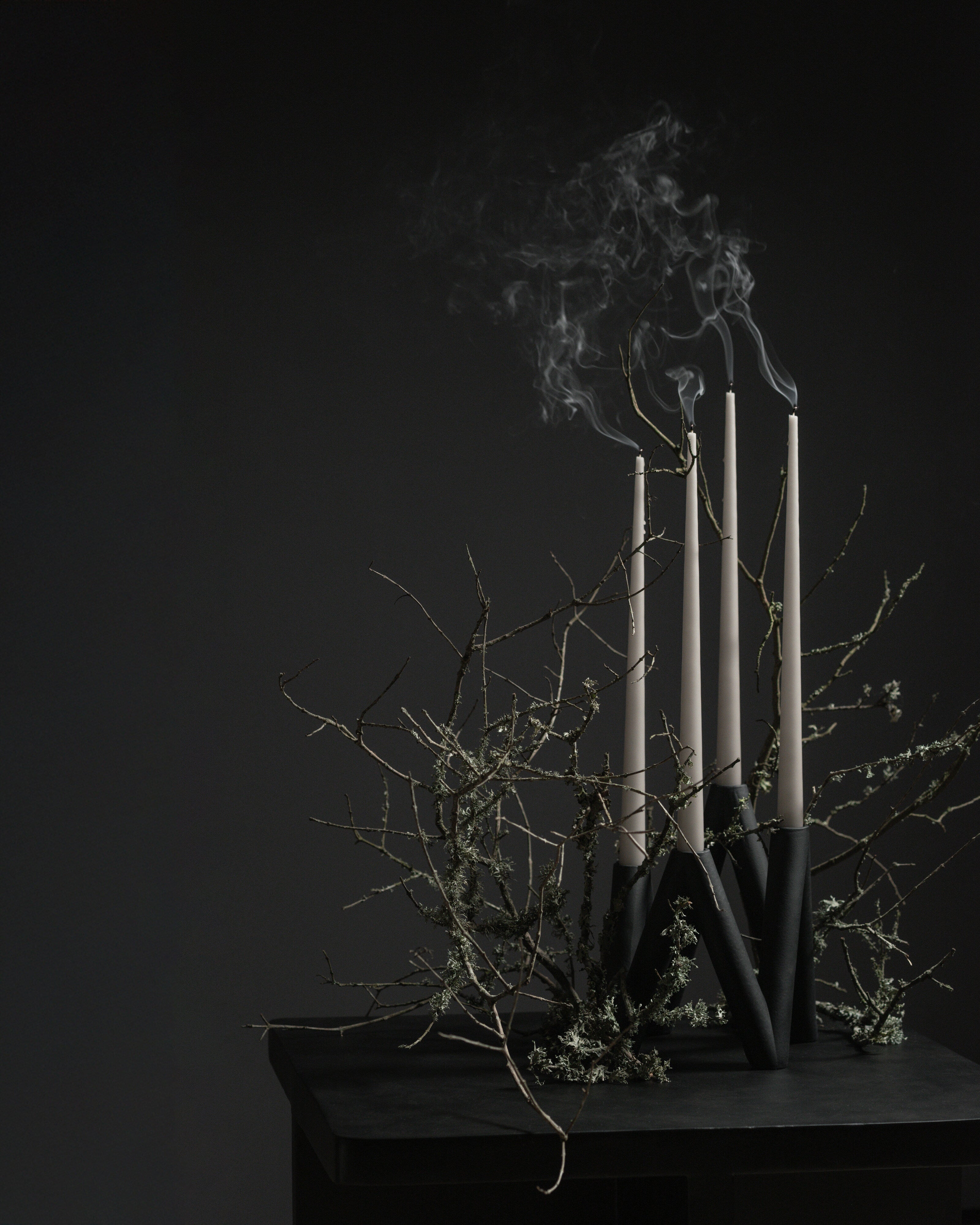 101 Copenhagen - W Candle Holder - Black - Candle Holder