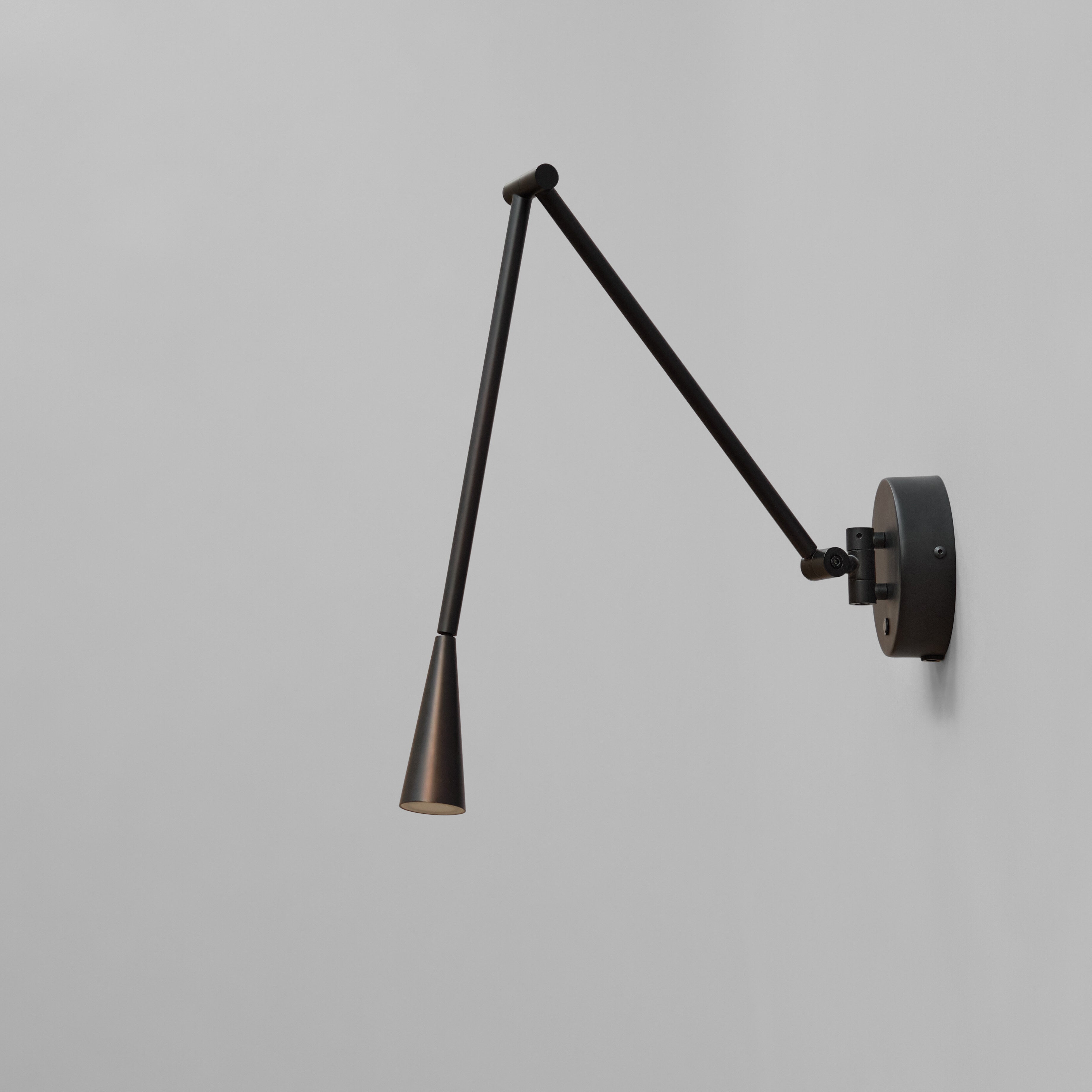 101 Copenhagen - Snake Wall Lamp - Burned Black - Wall Lamp