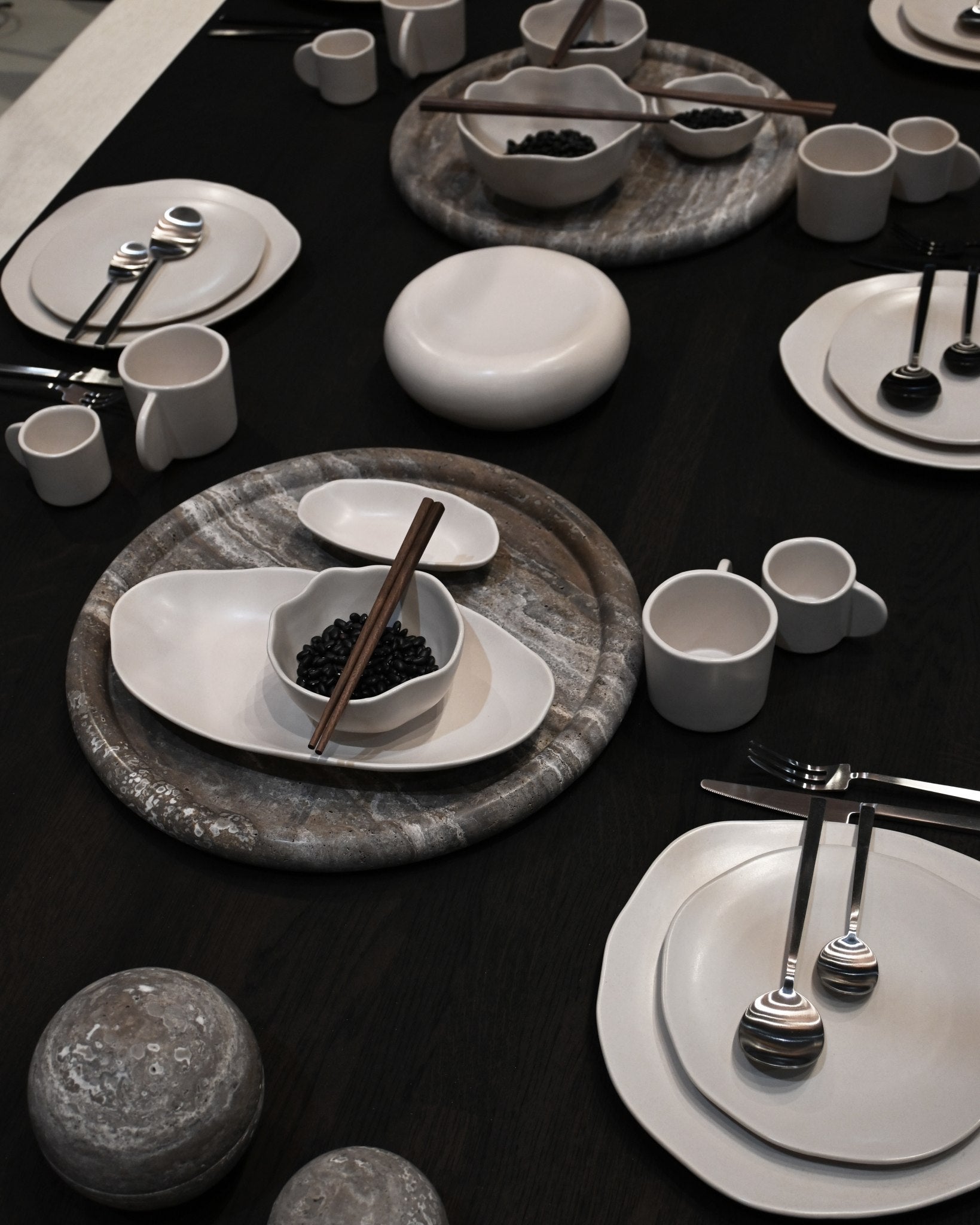 101 Copenhagen dinner table setting