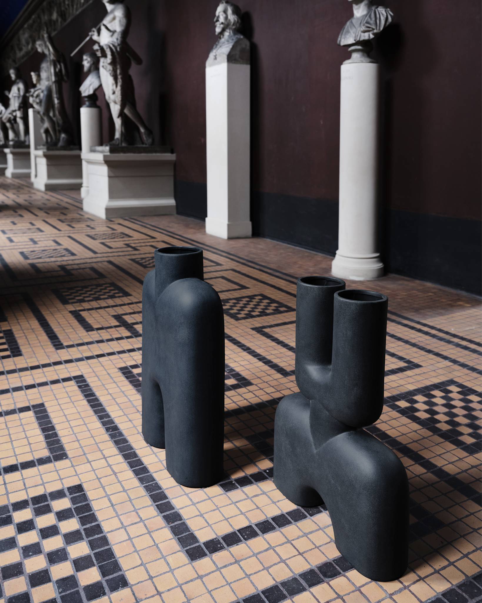 101 Copenhagen - Cobra Vase Double, Hexa - Black - Vase