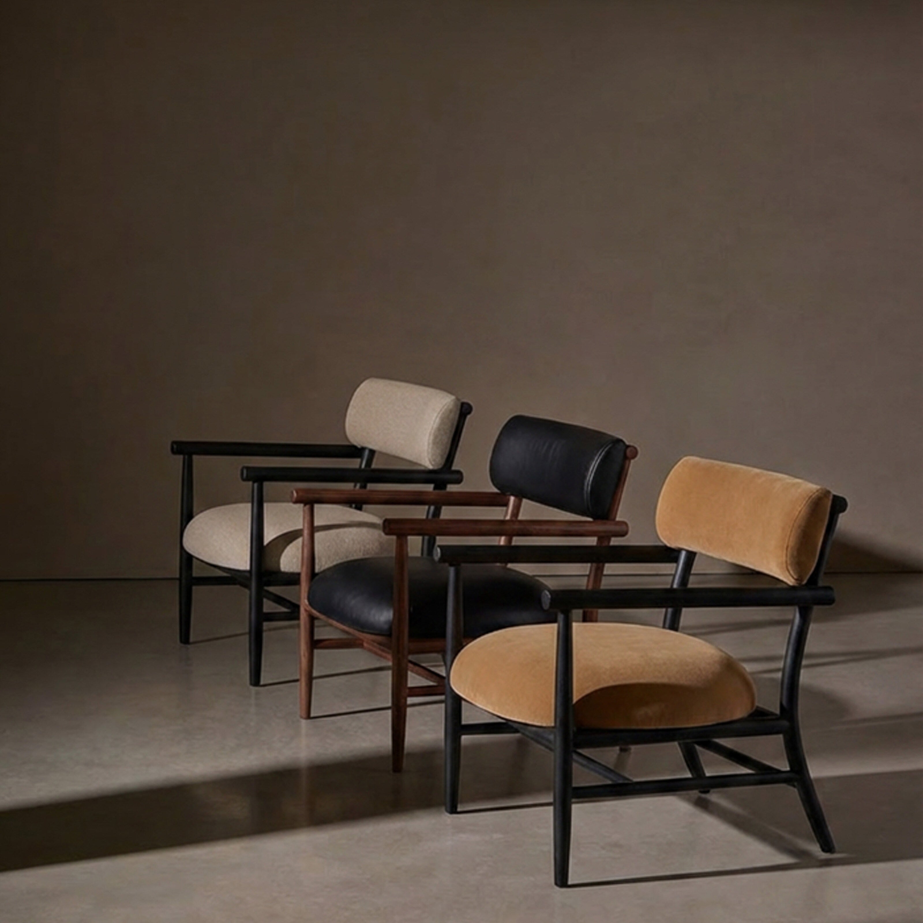 Nama Lounge Chair - Coffee Black Oak- Desert