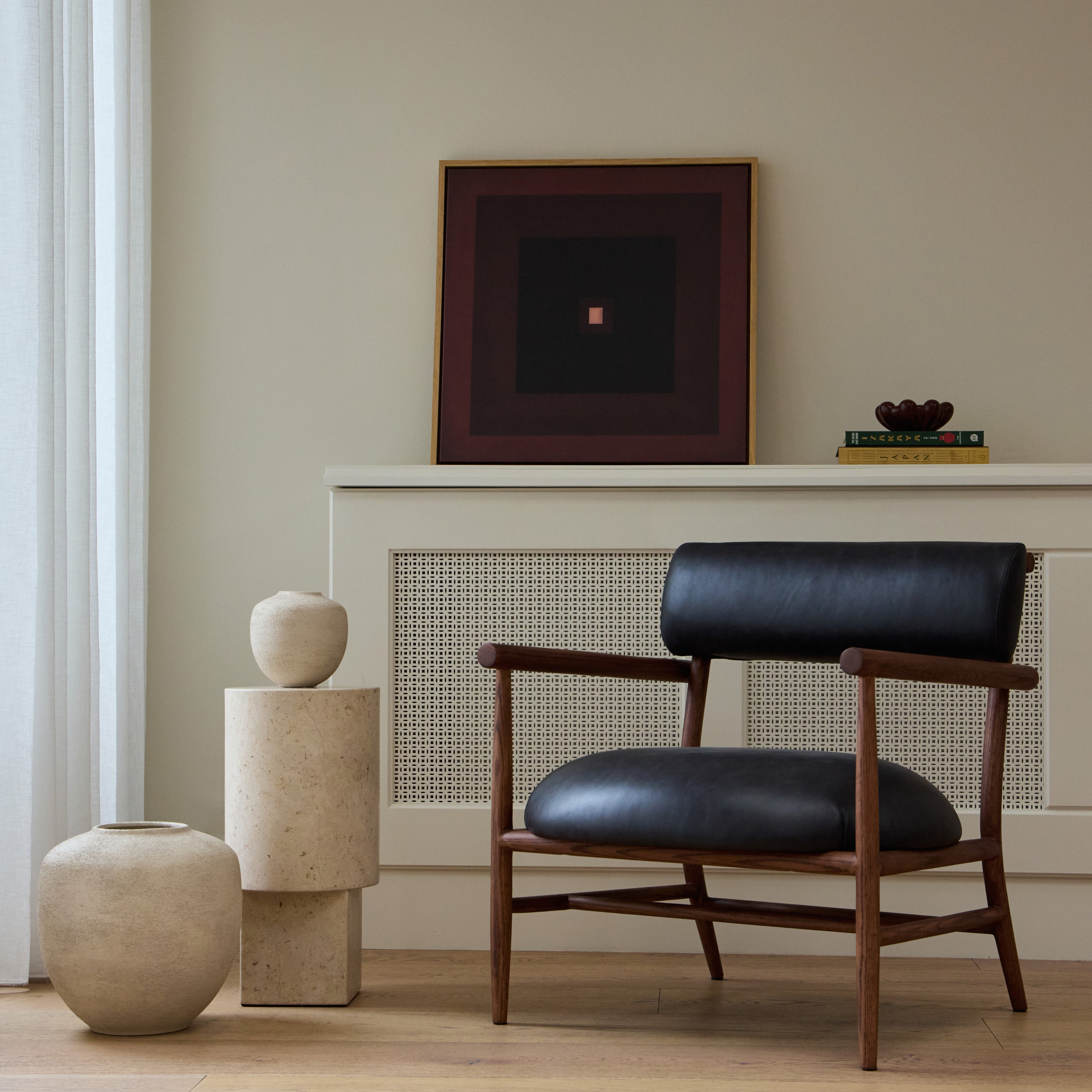 Column Table - Limestone