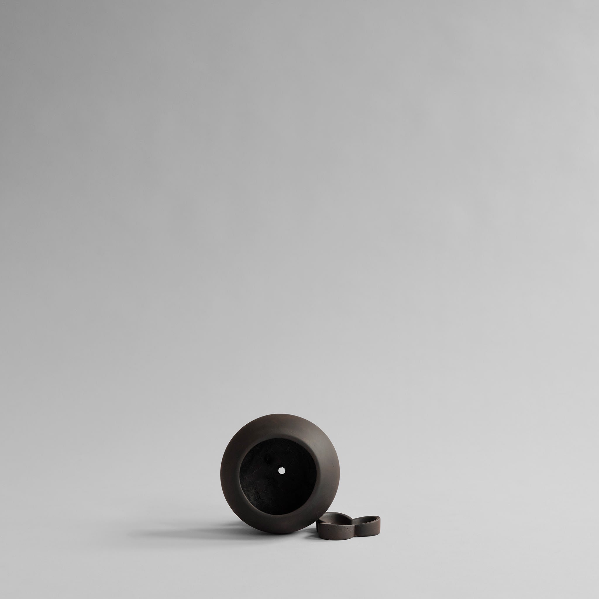 101 Copenhagen - Urchin Plant Pot, Petit - Coffee - Plant Pot