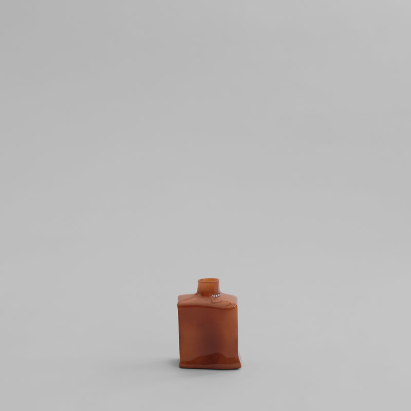 Shin Vase, Mini - Caramel