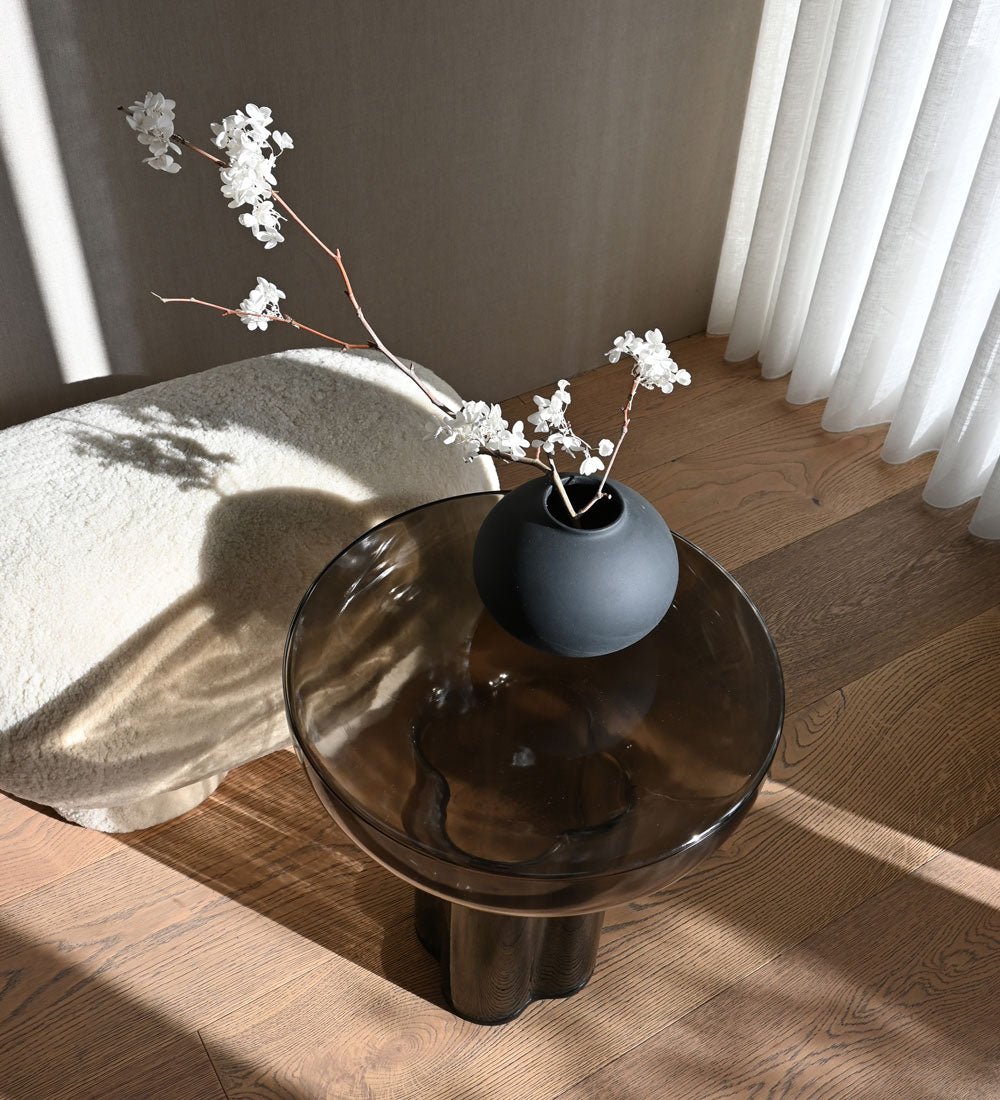 101 Copenhagen Crown glass table with Sunao vase