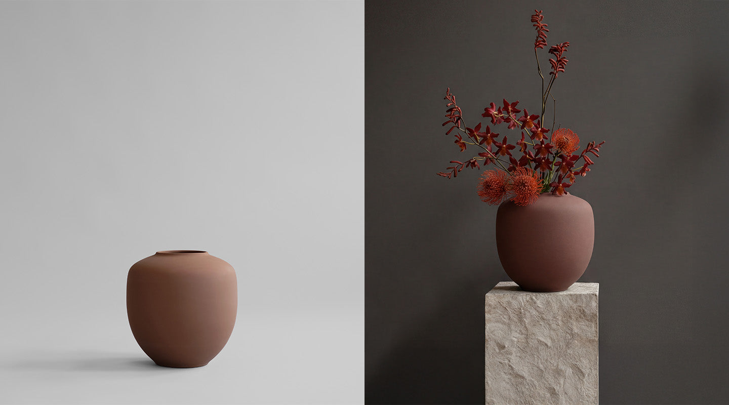 Medio Sunao Vase in a dusty Almond