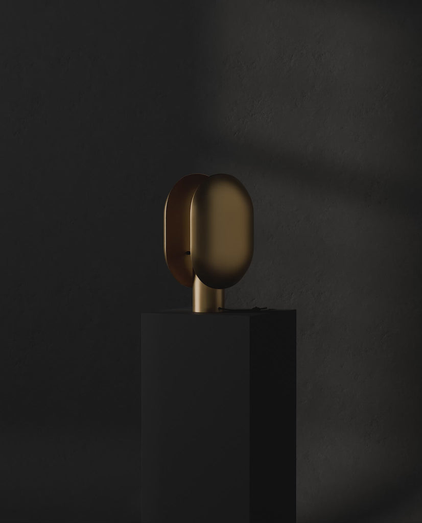 101 Copenhagen Clam table Lamp turned on and off