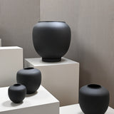 Sunao Vase, Mini - Black